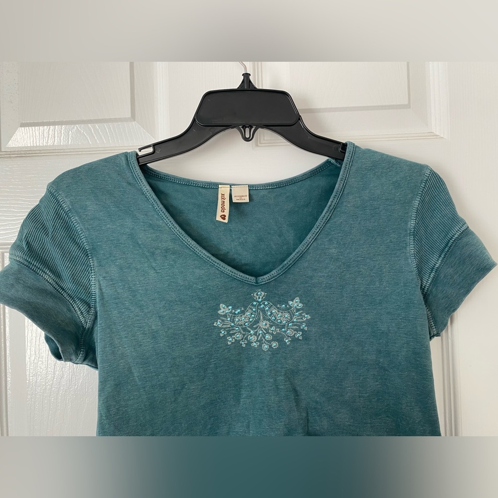 Teal tee shirt